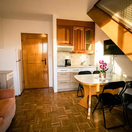 Pocitniski Apartmaji - Trobentica 37 Golf * مورفسكه تيبليتسه