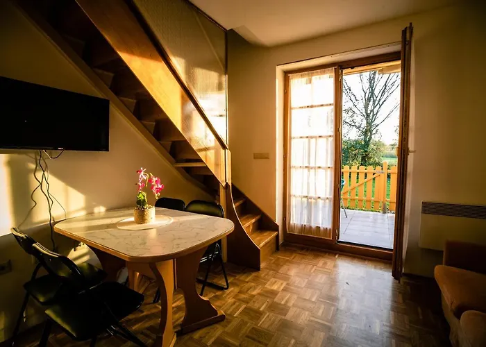 Pocitniski Apartmaji - Trobentica 37 Golf Lägenhet