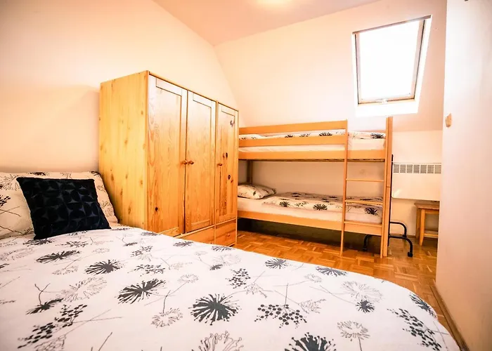 Pocitniski Apartmaji - Trobentica 37 Golf مورفسكه تيبليتسه