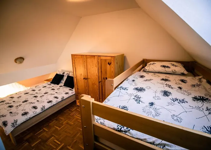 Pocitniski Apartmaji - Trobentica 37 Golf